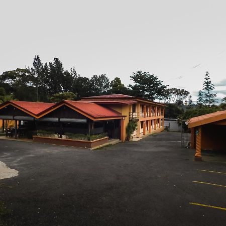 Hotel Amjeco San Isidro De El General Exterior foto